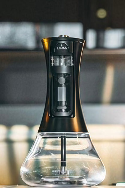 Ehuka with refillable pods